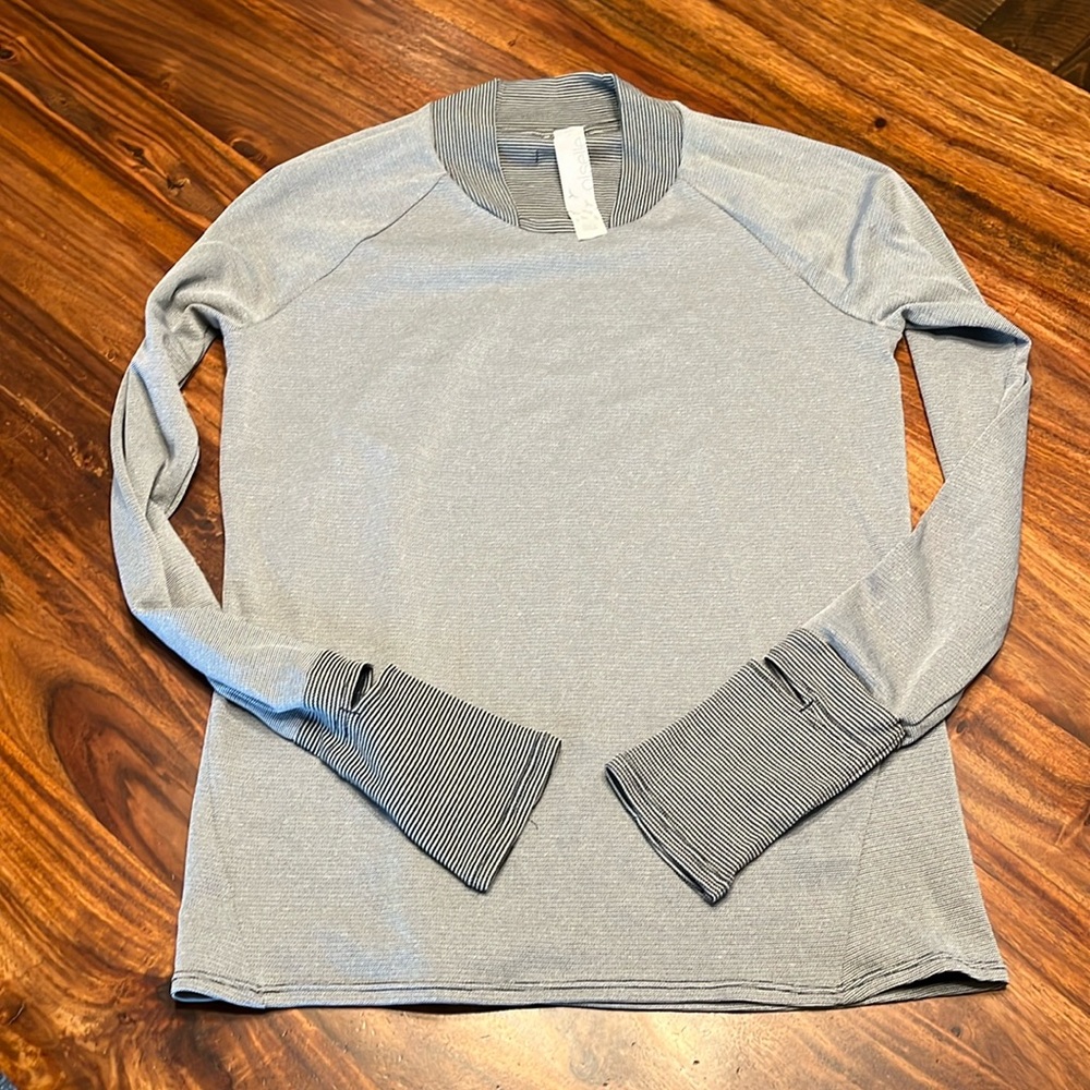 Oiselle flyout wool long sleeve.